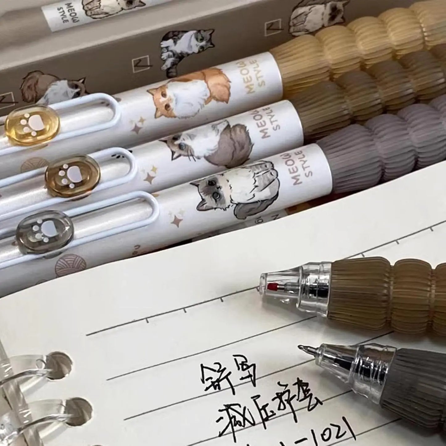 4 Stylos chats kawaii